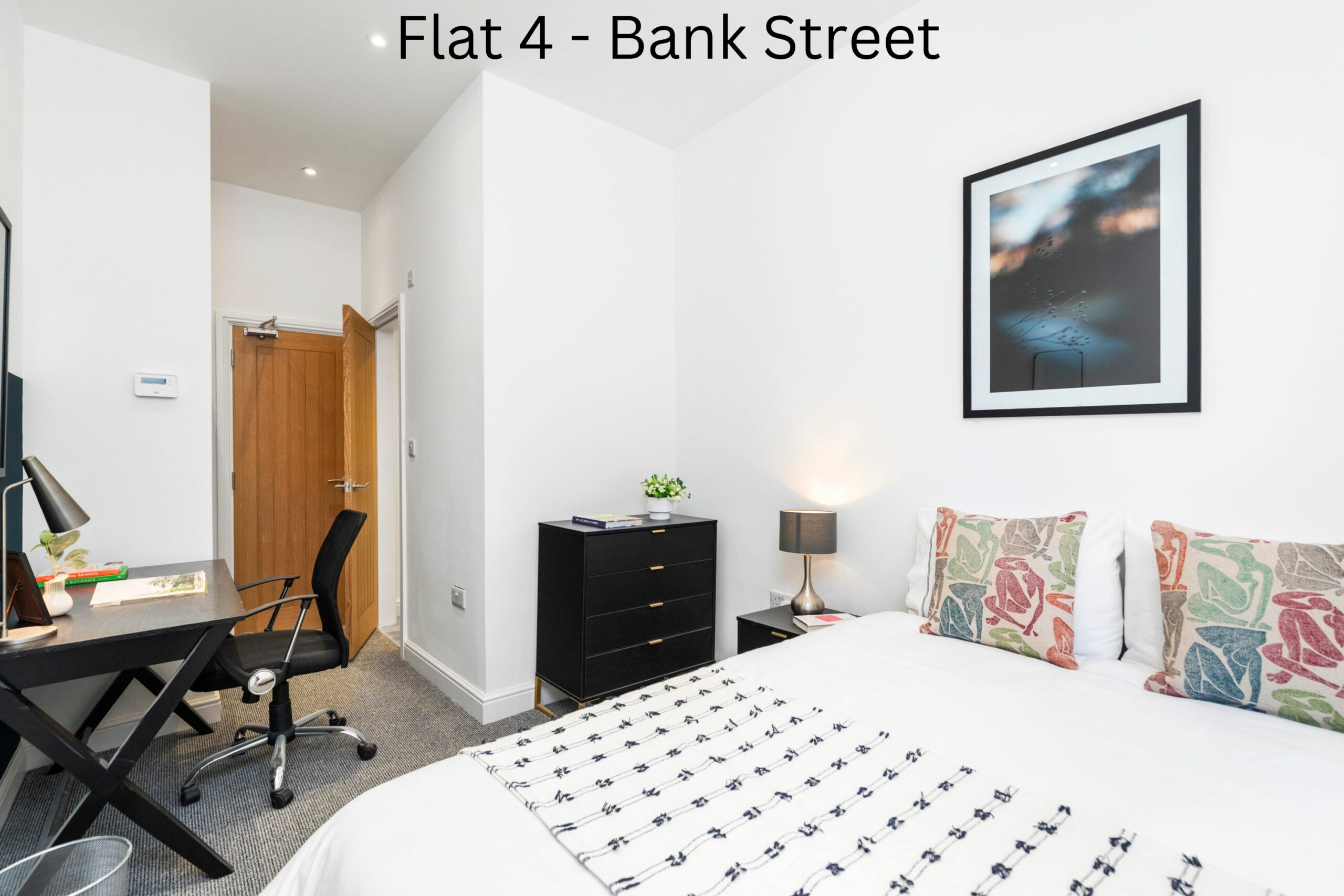 Bank Street, Flat 2