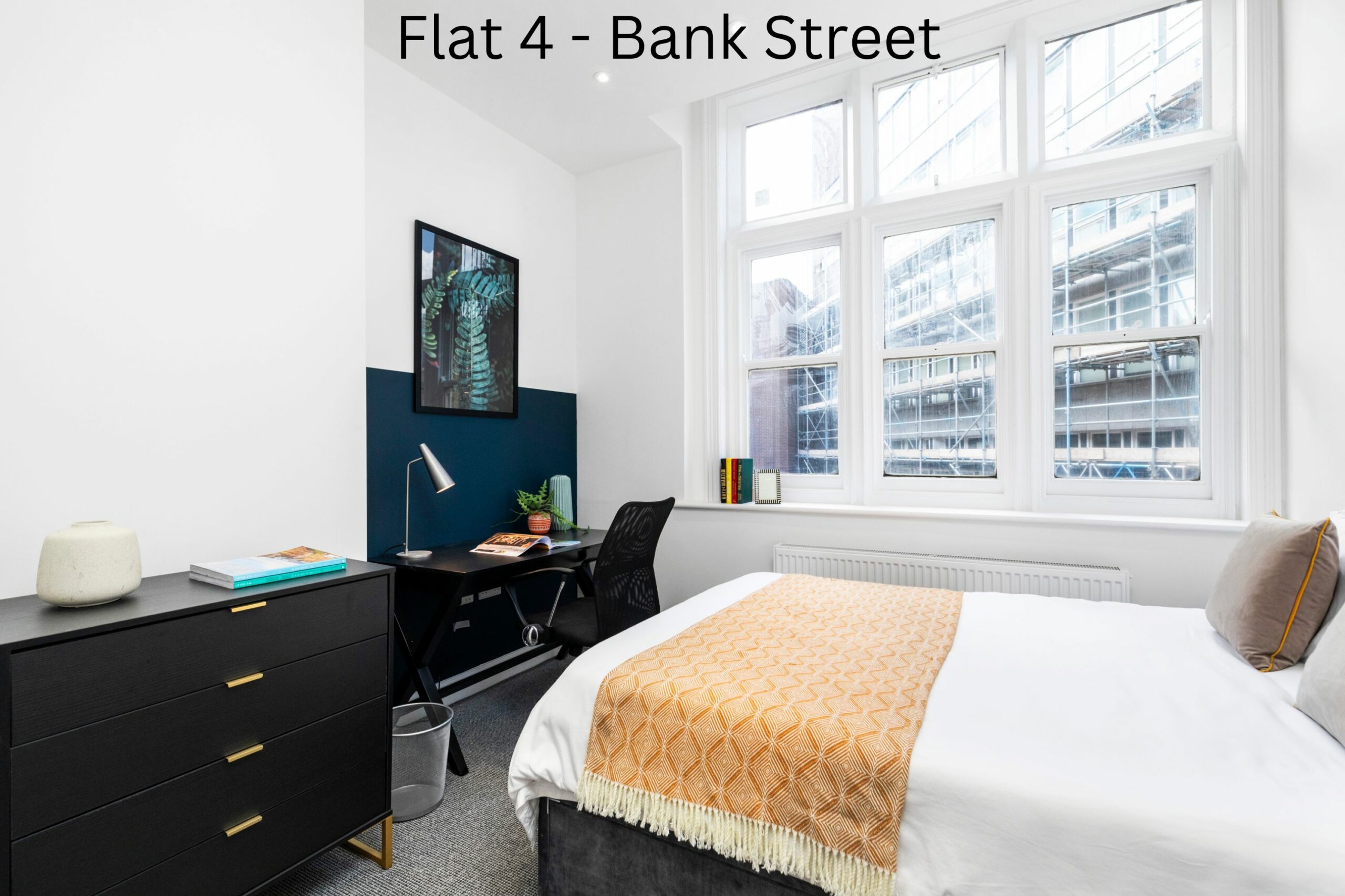 Bank Street, Flat 2