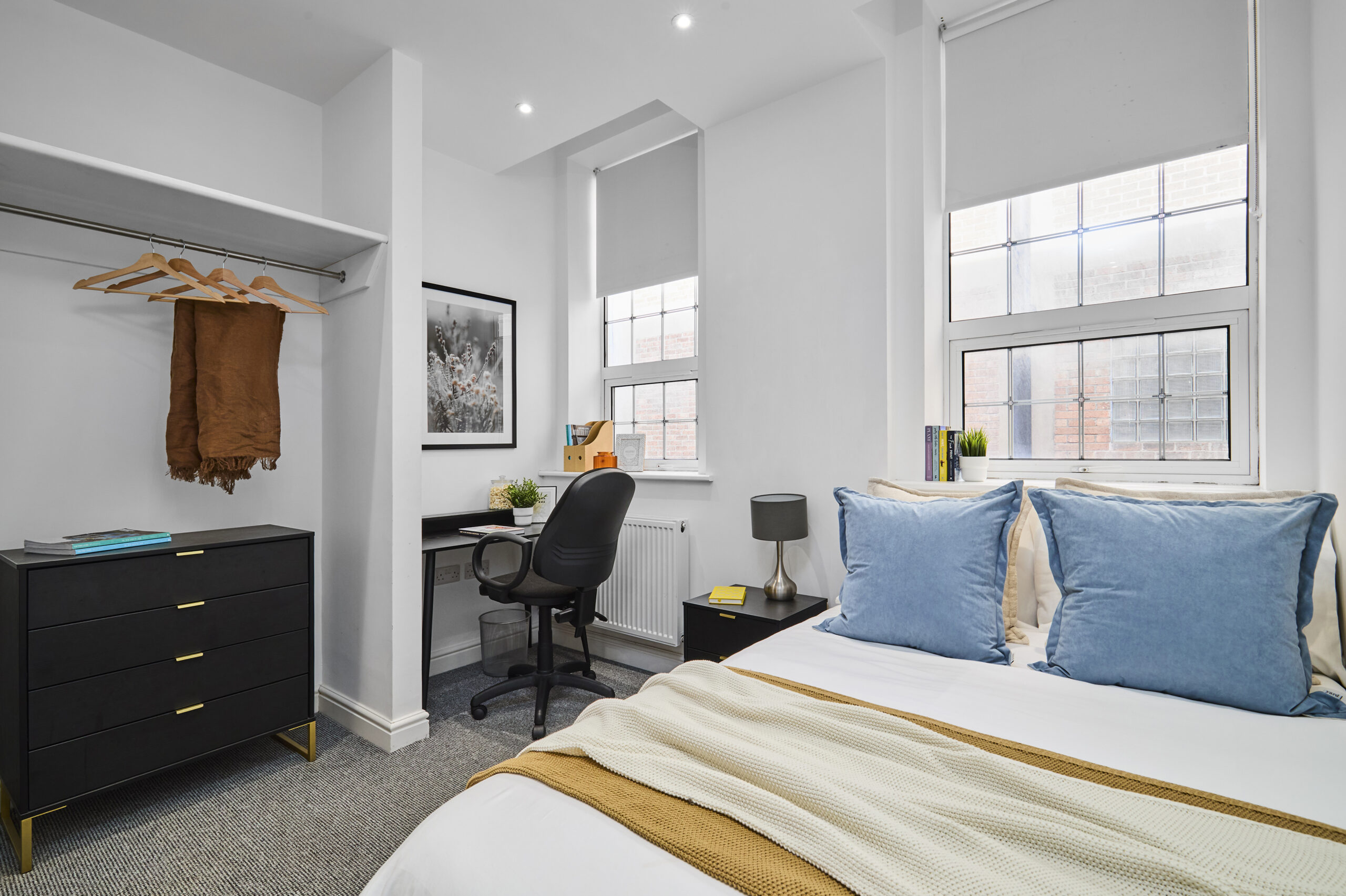 Bank Street, Flat 3